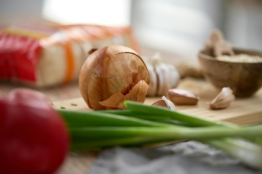 Complete Guide to Planting Garlic and Onions in Fall: From Clove to Harvest