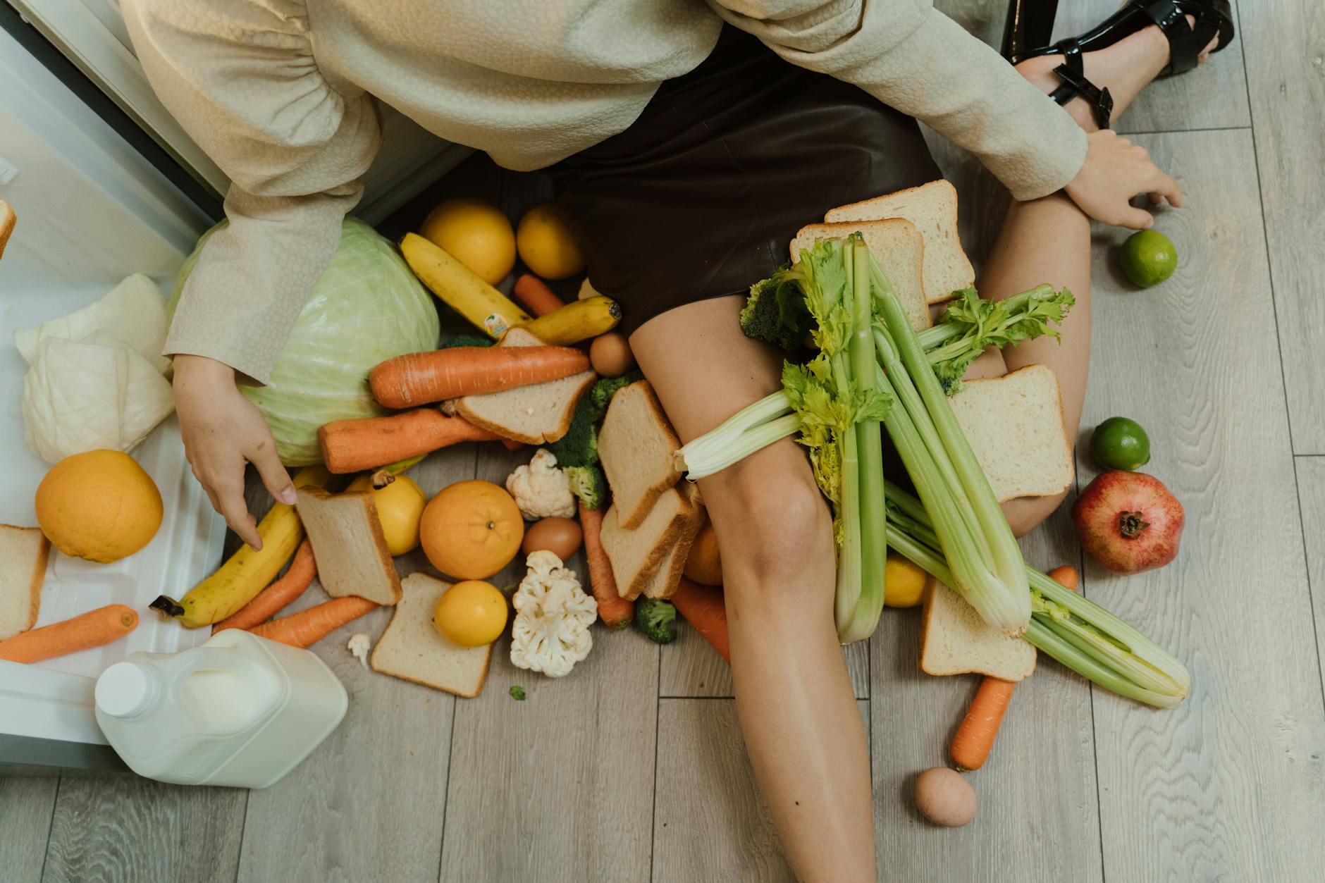 How Long Does Broccoli Last in the Fridge? (Raw and Cooked)